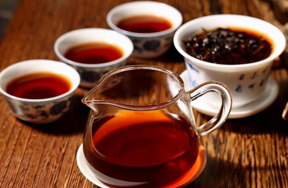 少量饮用普洱茶多重益处等你发现