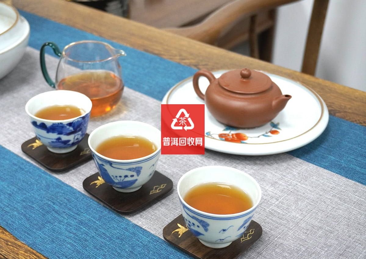 福今普洱茶2015年珍藏青沱