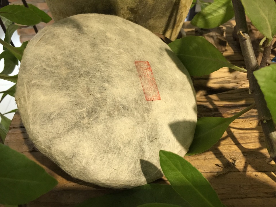 寻找回收普洱茶饼的厂家，环保利用茶叶残渣
